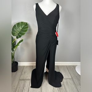 NEW Mac Duggal Ruched Stretch Jersey Gown